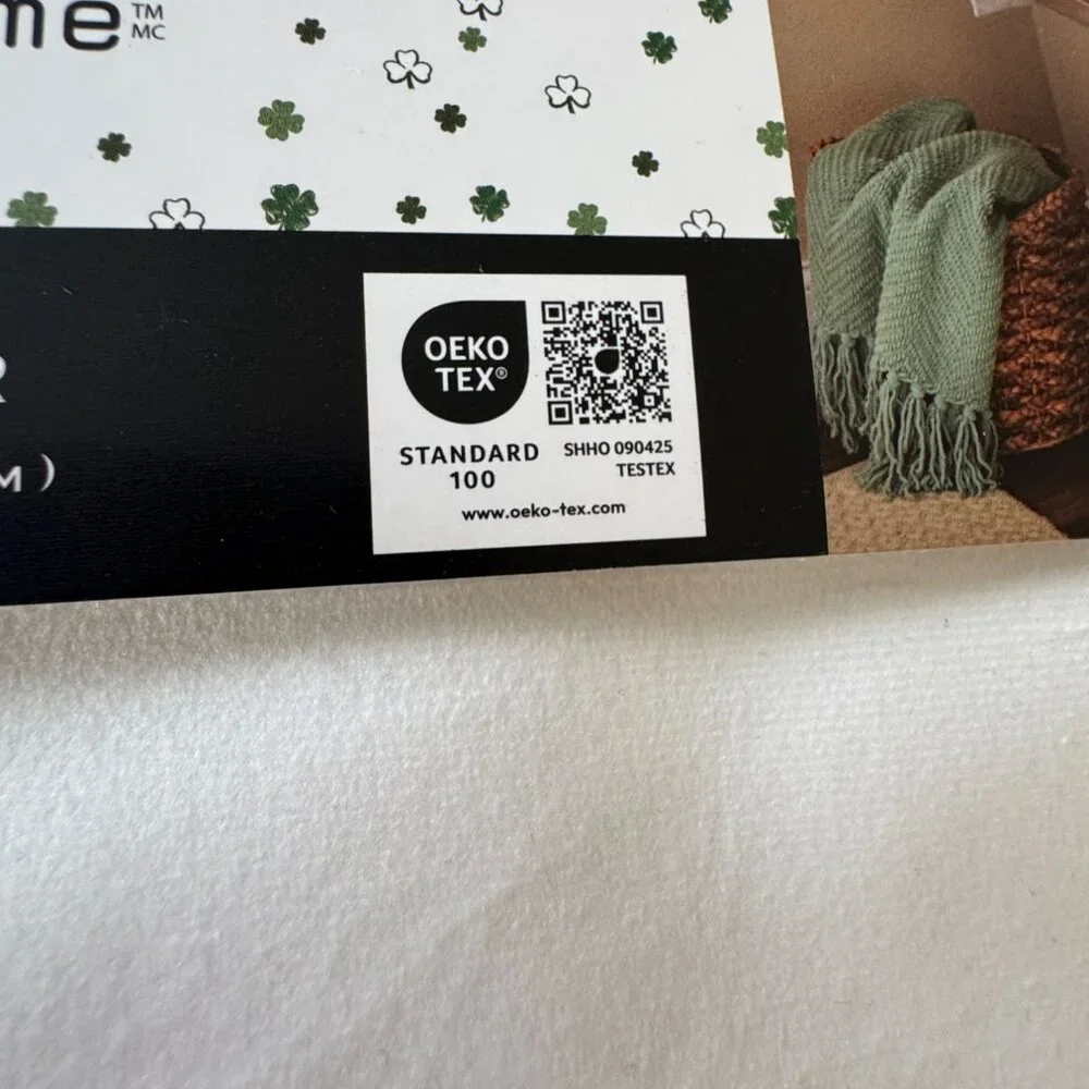 Nicole Miller Saint St Patricks Day Table Runner Shamrock Party Home Decor 14x72 - Picture 9 of 10